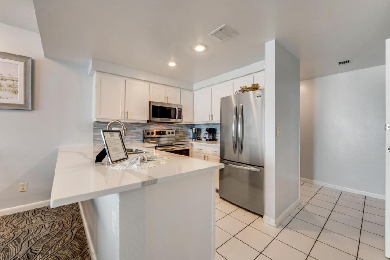 Newly Renovated 11th Floor 3 Bedroom Oceanfront Views Daytona Beach