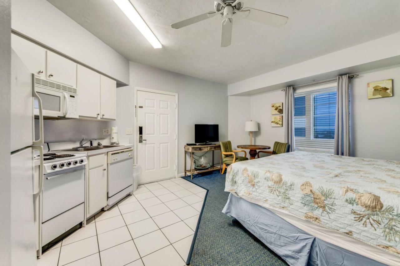 Newly Renovated 11th Floor 3 Bedroom Oceanfront Views * Daytona Beach