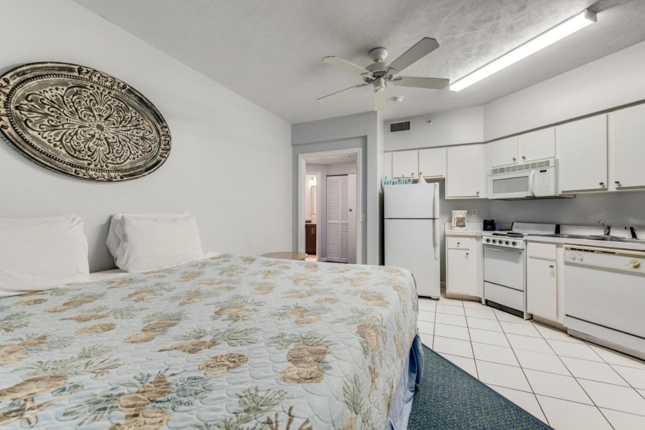 Newly Renovated 11th Floor 3 Bedroom Oceanfront Views * Daytona Beach