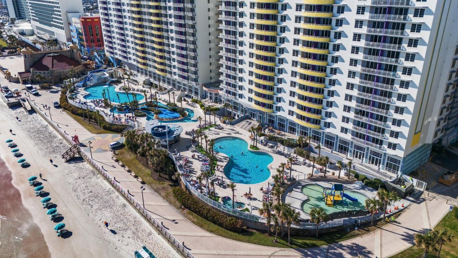Newly Renovated 11th Floor 3 Bedroom Oceanfront Views